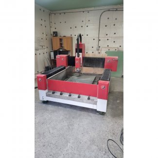 Фрезерный станок ЧПУ