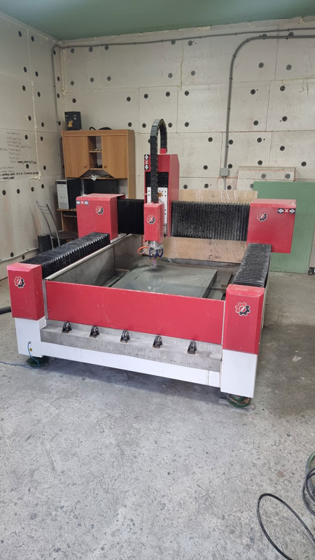 Фрезерный станок ЧПУ по обработке гранита